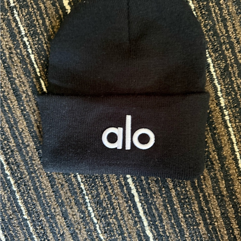 ALO Yoga Black Beanie